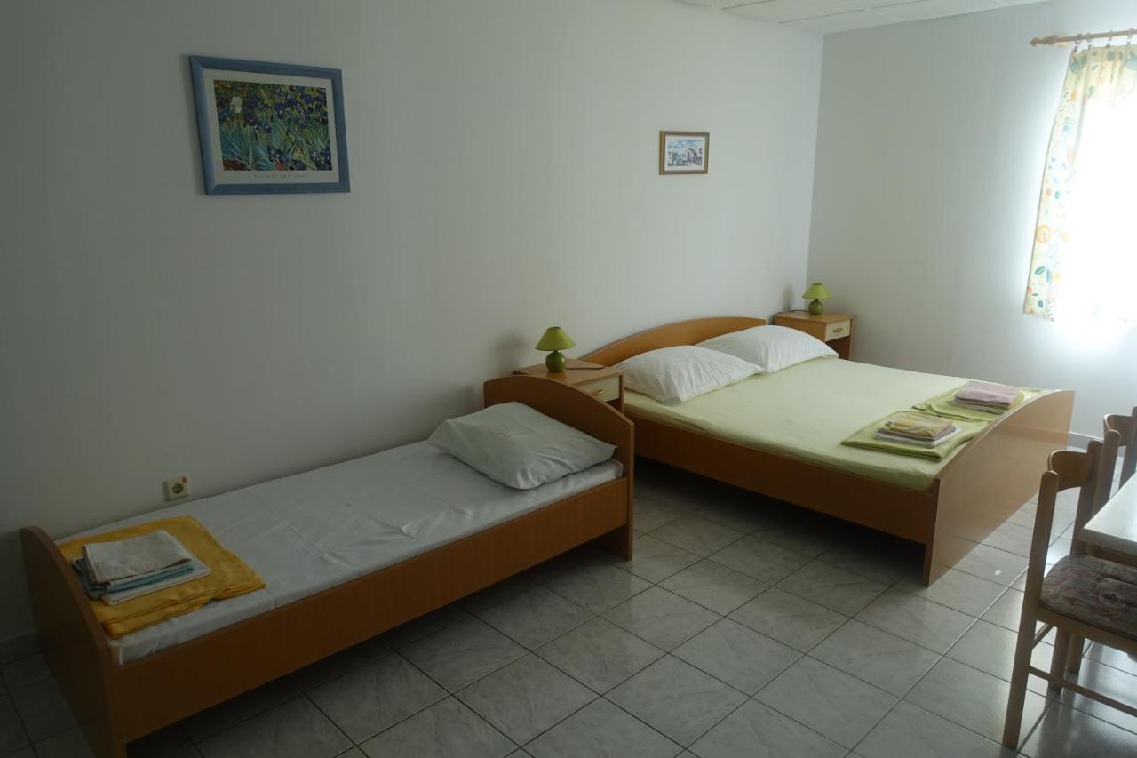 Apartments Galeb Ртина Экстерьер фото