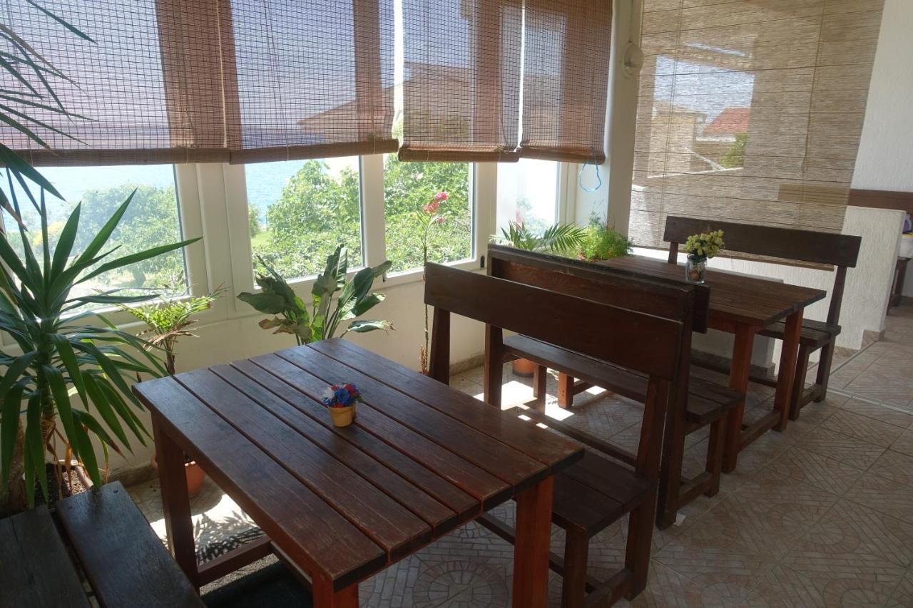 Apartments Galeb Ртина Экстерьер фото